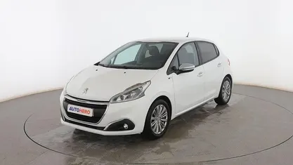 Usado Peugeot 208 Style 82 CV (60 kW) 2016 Utilitario