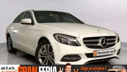 Usado Mercedes C220 171 CV (125 kW) 2015 Blanco Berlina