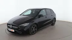 Negro Usado 2022 Mercedes B200 AMG line Monovolumen | 29.399 € (Precio justo)