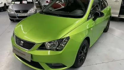 Usado Seat Ibiza SC Style 90 CV (66 kW) 2016 Verde Utilitario