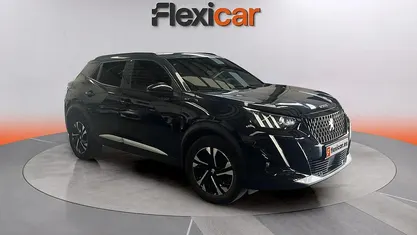 Usado Peugeot 2008 GT 131 CV (96 kW) 2021 Negro SUV