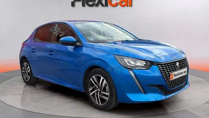 Usado Peugeot 208 Allure 102 CV (75 kW) 2020 Utilitario