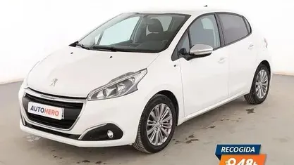 Begagnad Peugeot 208 Style 82 HK (60 kW) 2016 Halvkombi