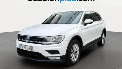 Käytetty VW Tiguan Edition 116 HP (85 kW) 2017 Valkoinen Katumaasturi