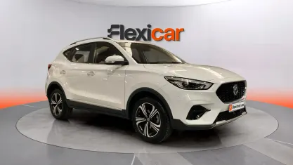 Usado MG ZS Comfort 106 CV (77 kW) 2023 Blanco SUV