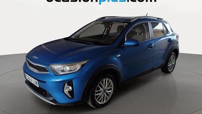 Usado Kia Stonic Plus 84 HP (61 kW) 2022 Azul SUV