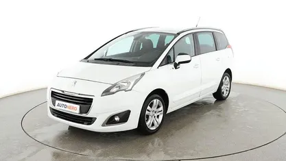 Usado 2015 Peugeot 5008 Style Monovolumen | 8399 € (Precio justo)