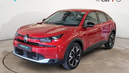 Rojo Nuevo 2025 Citroën C4 Business Class Berlina | 23.500 € (Precio justo)