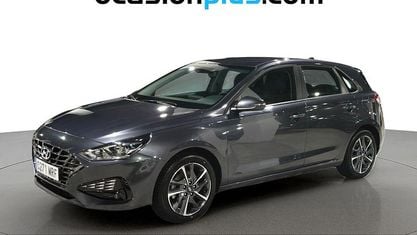 Usado Hyundai i30 110 HP (80 kW) 2024 Cinzento Citadino