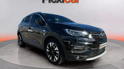 Usado Opel Grandland X Ultimate 131 CV (96 kW) 2020 Negro SUV