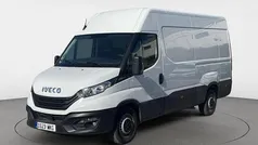 Blanco Usado 2023 Iveco Daily Berlina | 27.091 € (Super precio)