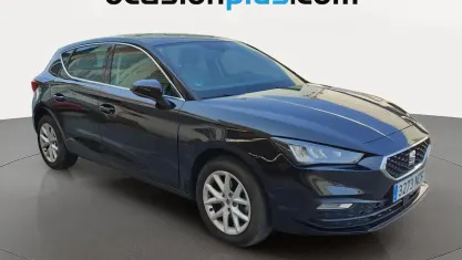Usado Seat Leon Style 116 CV (85 kW) 2025 Negro Utilitario