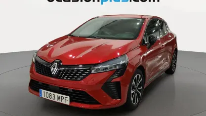 Usado Renault Clio Techno 91 CV (66 kW) 2024 Rojo Utilitario
