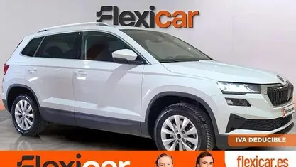 Usado Skoda Karoq Ambition 150 CV (110 kW) 2023 Blanco SUV