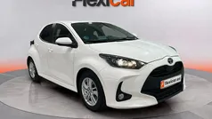 Usado 2022 Toyota Yaris Hybrid Business Edition Berlina | 13.490 € (Super precio)