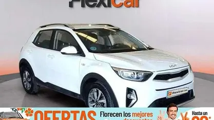 Usado Kia Stonic 84 CV (61 kW) 2022 SUV