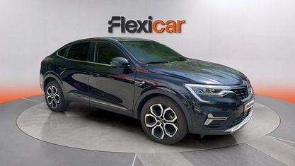 Usado Renault Arkana Intens 141 CV (103 kW) 2021 Negro SUV
