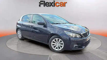 Usado Peugeot 308 Style 131 CV (96 kW) 2020 Negro Berlina