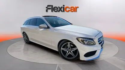 Usado Mercedes C220 170 CV (125 kW) 2018 Blanco Familiar