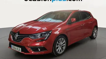 Usado Renault Mégane IV Zen 132 CV (97 kW) 2018 Rojo Utilitario
