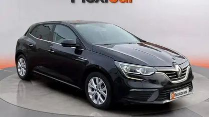 Usado Renault Mégane IV LIMITED 140 CV (102 kW) 2020 Berlina