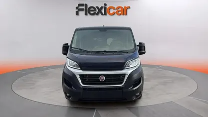 Usado Fiat Ducato 150 CV (110 kW) 2018 Azul Van