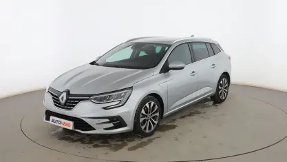 Usado Renault Mégane GrandTour Techno 140 CV (102 kW) 2022 Gris Familiar