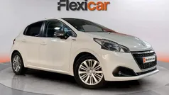 Usado 2019 Peugeot 208 Signature Sky Utilitario | 9690 € (Precio justo)