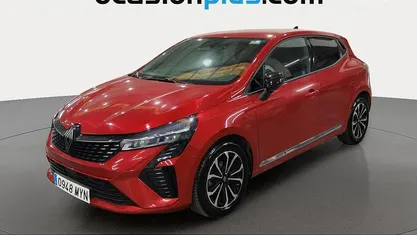 Käytetty Renault Clio V Techno 91 HP (66 kW) 2025 Punainen Viistoperä