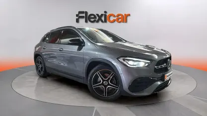 Usado Mercedes GLA200 163 CV (119 kW) 2022 Gris SUV