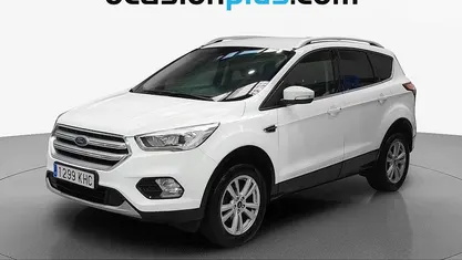 Usado Ford Kuga Trend+ 120 CV (88 kW) 2018 Blanco SUV