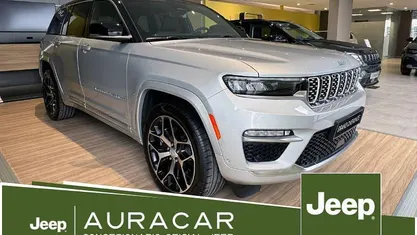 Usado 2025 Jeep Grand Cherokee Summit SUV | 79.500 € (Precio justo)