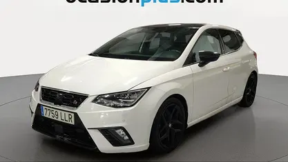 Blanco Usado 2020 Seat Ibiza FR Utilitario | 12.910 € (Precio justo)