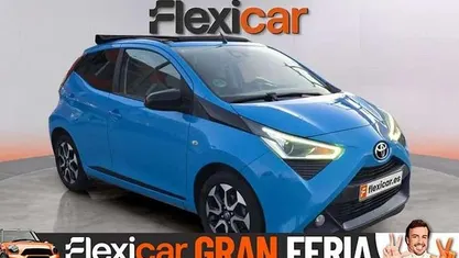 Usado Toyota Aygo X-wave 72 CV (52 kW) 2018 Azul Utilitario