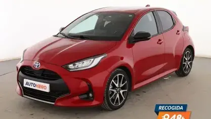 Usado Toyota Yaris Style 116 CV (85 kW) 2022 Rojo Utilitario