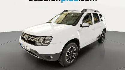 Usado Dacia Duster Lauréate 90 CV (66 kW) 2016 Blanco SUV