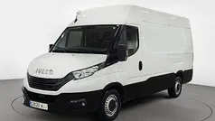 Usado 2023 Iveco Daily Berlina | 25.537 € (Precio justo)