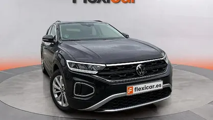 Usado 2023 VW T-Roc Life SUV | 19.990 € (Buen precio)