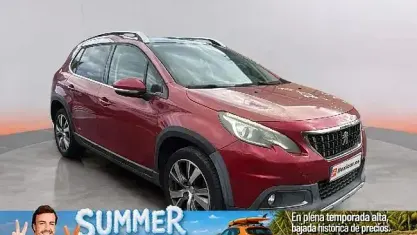 Usado Peugeot 2008 Allure 131 CV (96 kW) 2016 Rojo SUV
