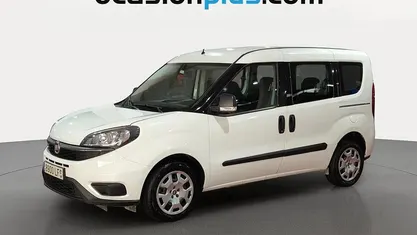 Usado Fiat Doblò 95 CV (69 kW) 2020 Blanco Monovolumen