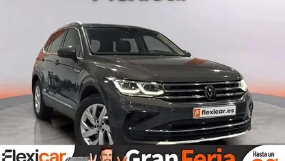 Negro Usado 2021 VW Tiguan Life SUV | 21.690 € (Super precio)
