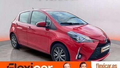 Używany Toyota Yaris Active 69 KM (50 kW) 2018 Czerwony Hatchback