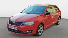 Rojo Usado 2016 Skoda Rapid Ambition Utilitario | 10.350 € (Precio justo)