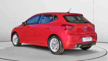 Usado Seat Ibiza FR 115 CV (84 kW) 2024 Rojo Utilitario