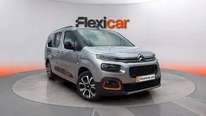 Usado Citroën Berlingo Shine 130 CV (95 kW) 2023 Gris Monovolumen