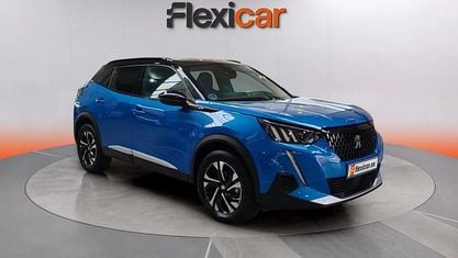 Käytetty Peugeot 2008 GT 131 HP (96 kW) 2023 Sininen Katumaasturi