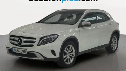 Usado Mercedes GLA200 Style 136 CV (100 kW) 2015 Blanco SUV