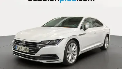 Usado VW Arteon Elegance 240 HP (176 kW) 2019 Branco Citadino