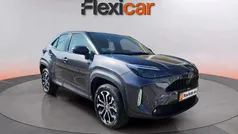 Usado 2024 Toyota Yaris Hybrid Active | 23.090 € (Precio justo)