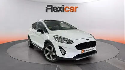 Usado Ford Fiesta Active 86 CV (63 kW) 2018 Blanco Utilitario